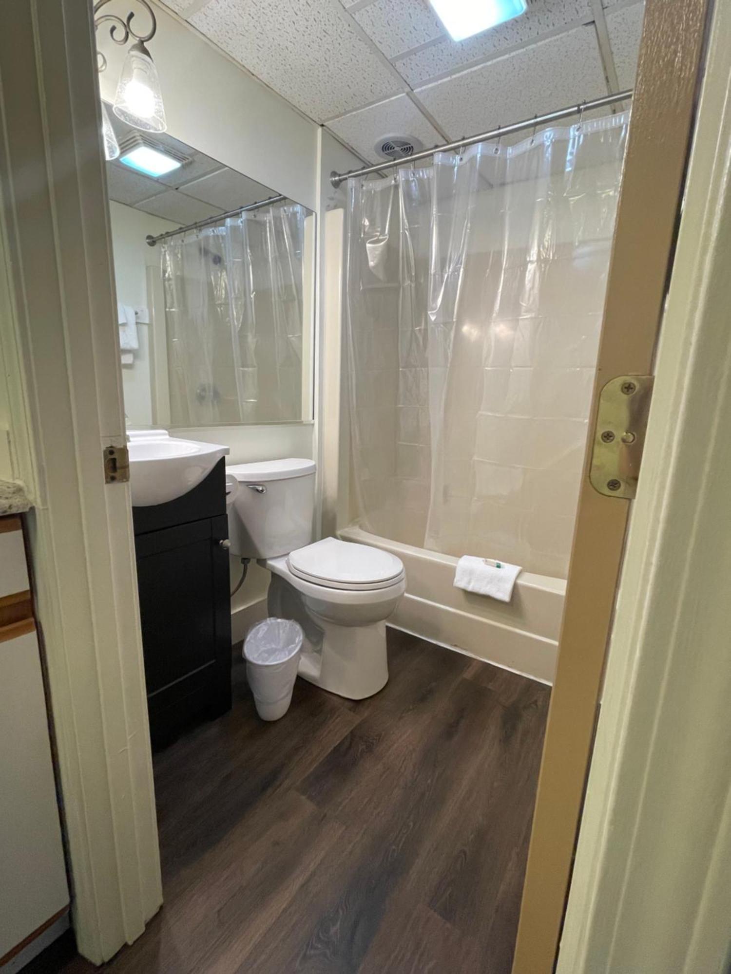 Inn 32 North Woodstock Bagian luar foto