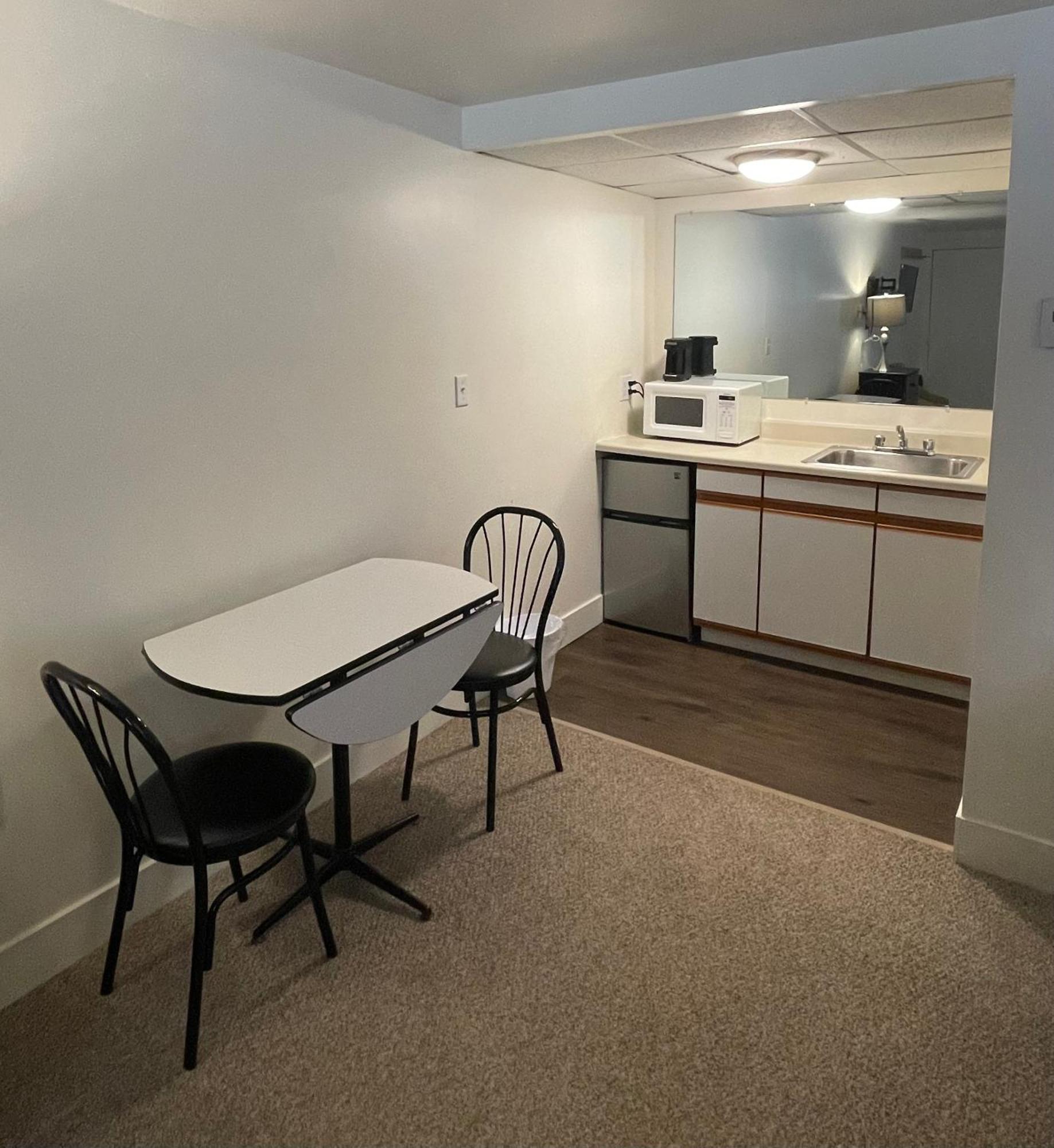 Inn 32 North Woodstock Bagian luar foto